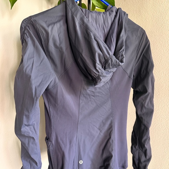 Lululemon jacket - Picture 2 of 2